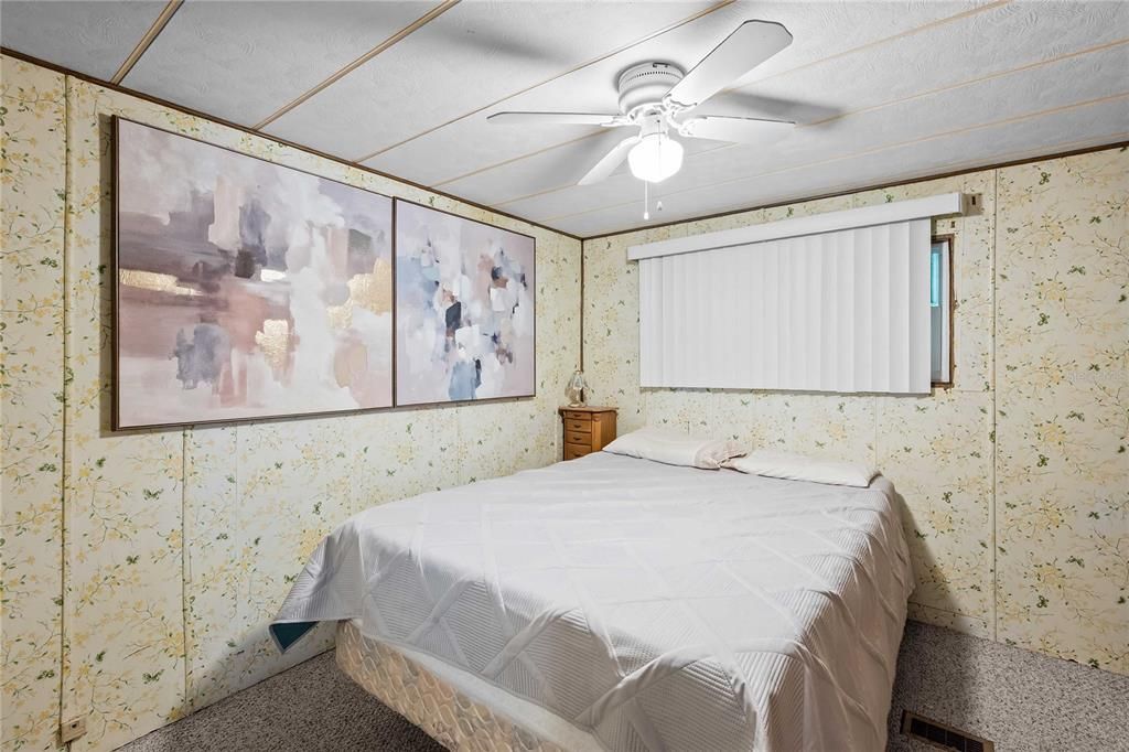 For Sale: $110,000 (2 beds, 2 baths, 772 Square Feet)