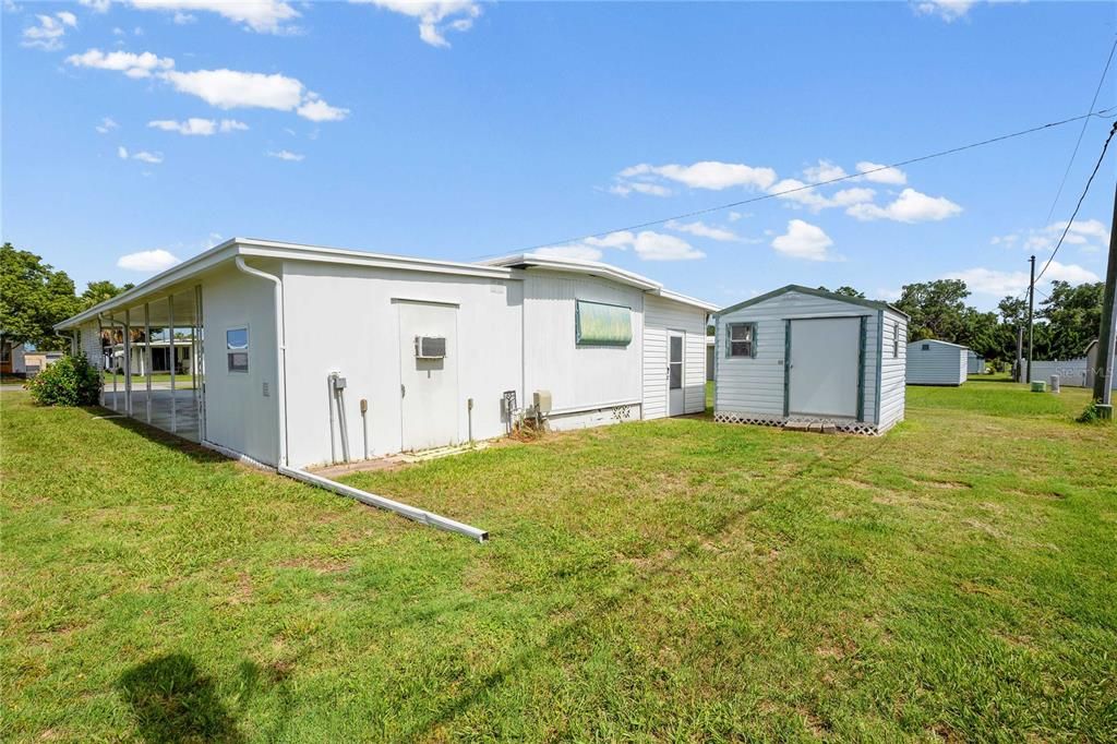 For Sale: $110,000 (2 beds, 2 baths, 772 Square Feet)