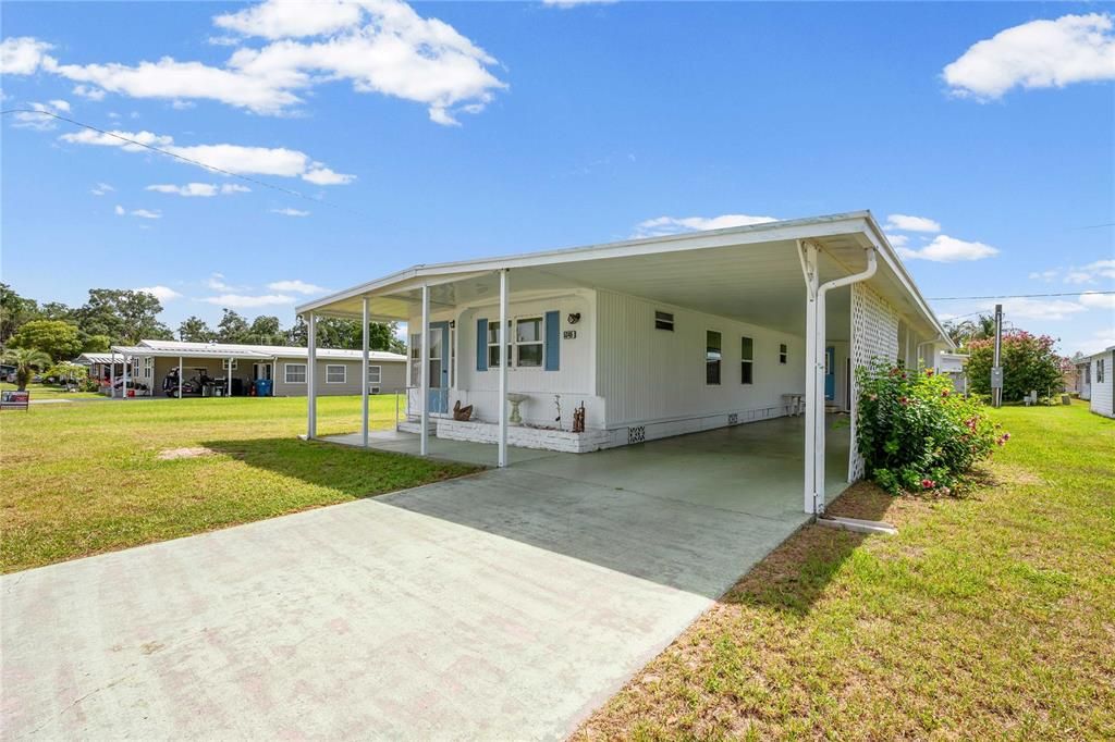 For Sale: $110,000 (2 beds, 2 baths, 772 Square Feet)