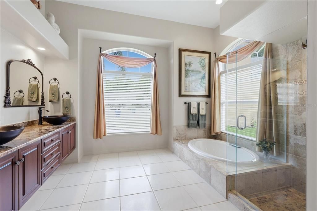 For Sale: $650,000 (3 beds, 2 baths, 2344 Square Feet)