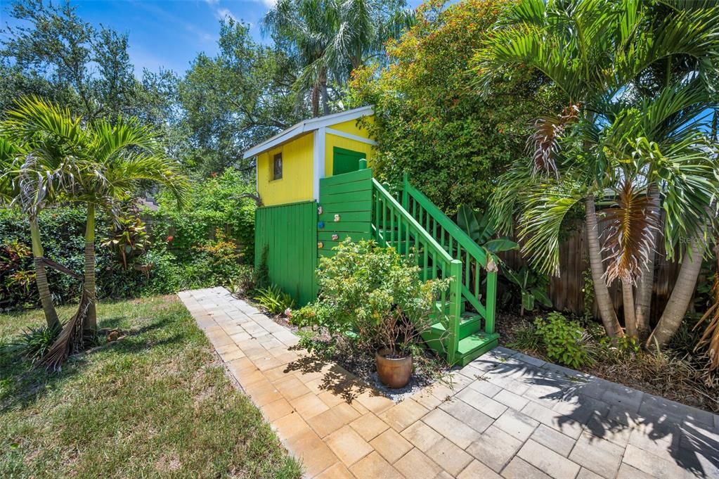 For Sale: $879,000 (4 beds, 3 baths, 2430 Square Feet)