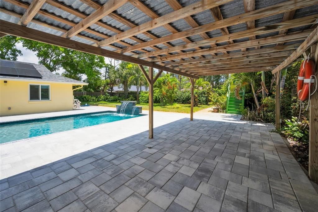 For Sale: $879,000 (4 beds, 3 baths, 2430 Square Feet)