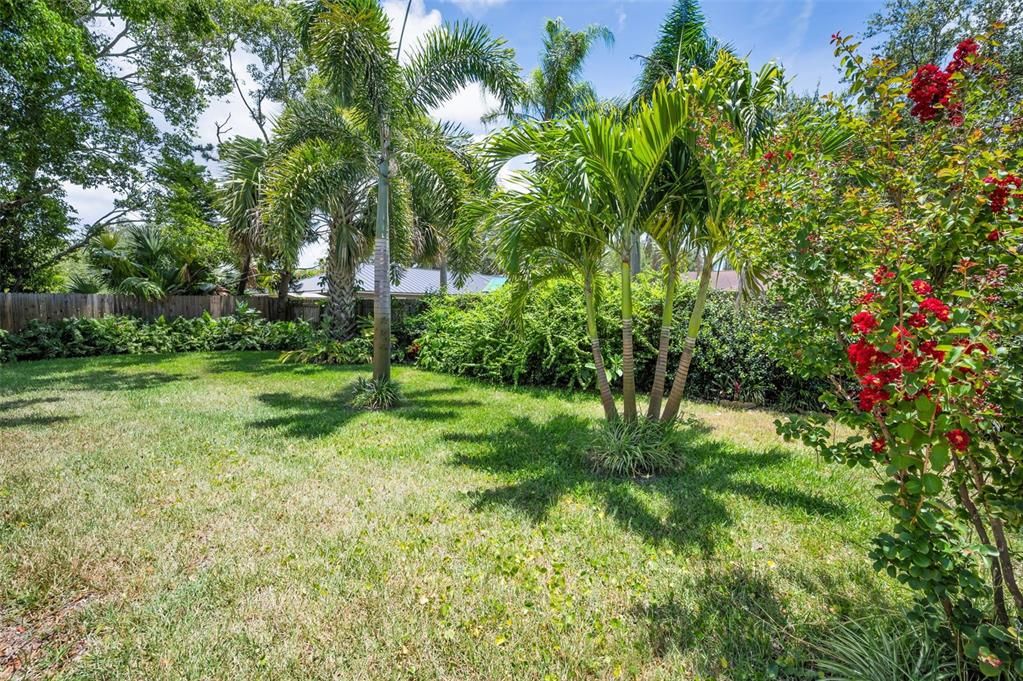 For Sale: $879,000 (4 beds, 3 baths, 2430 Square Feet)