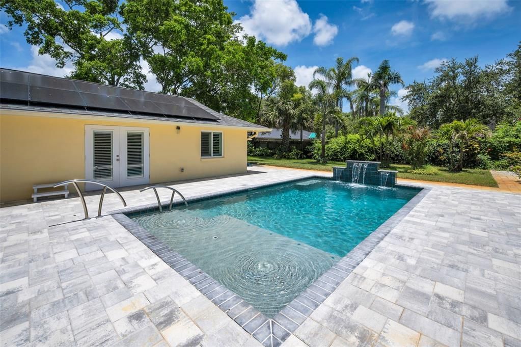 For Sale: $879,000 (4 beds, 3 baths, 2430 Square Feet)