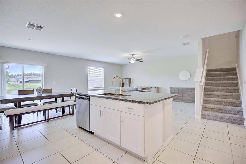 For Sale: $415,000 (6 beds, 3 baths, 3165 Square Feet)