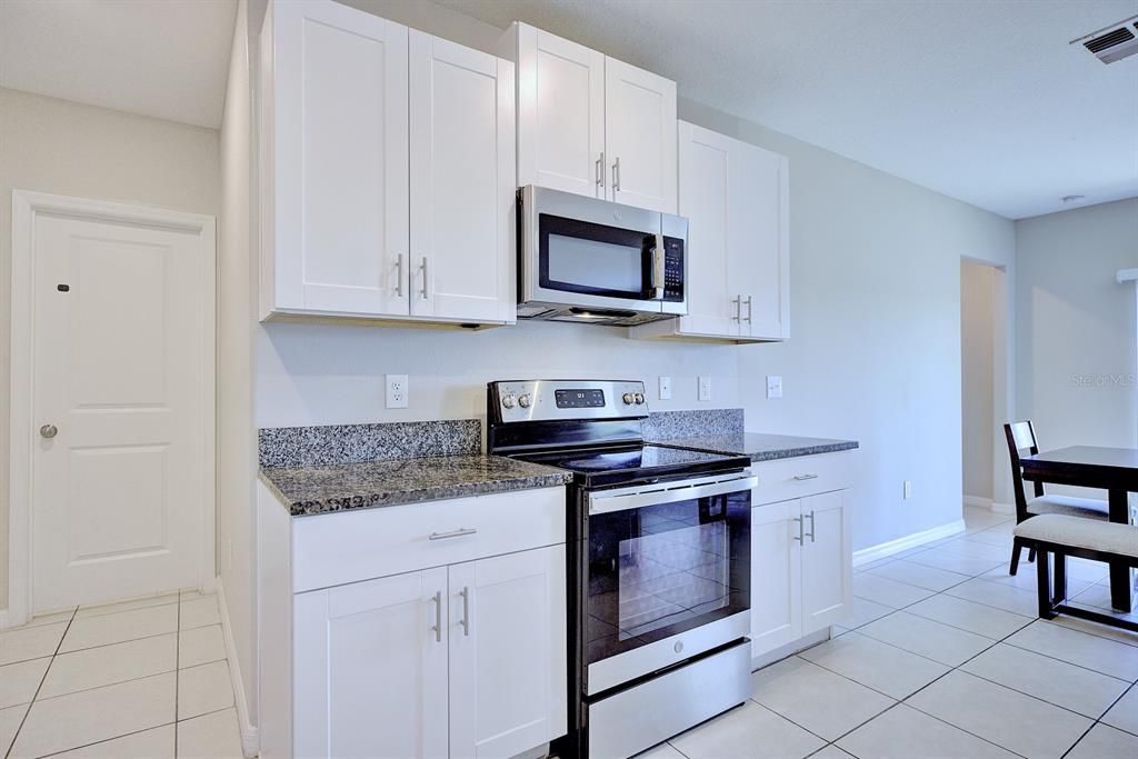 For Sale: $415,000 (6 beds, 3 baths, 3165 Square Feet)