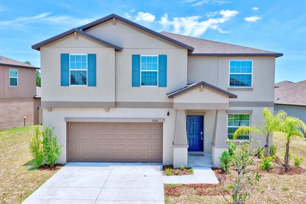 For Sale: $415,000 (6 beds, 3 baths, 3165 Square Feet)