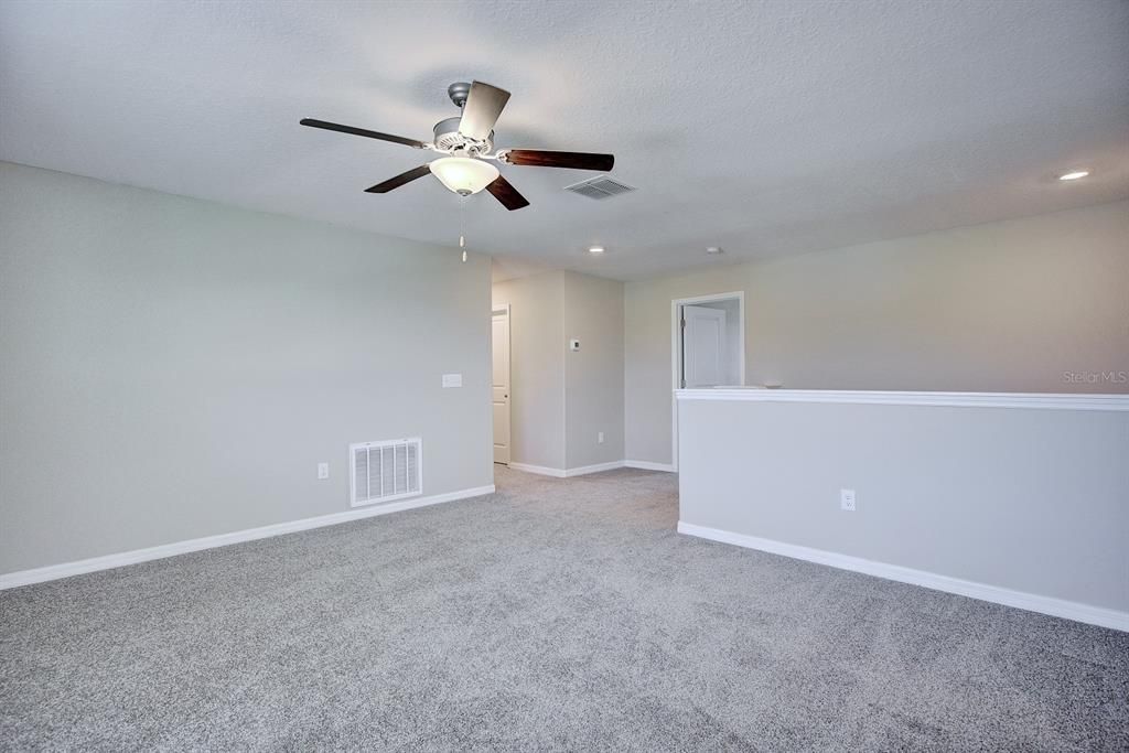 For Sale: $415,000 (6 beds, 3 baths, 3165 Square Feet)