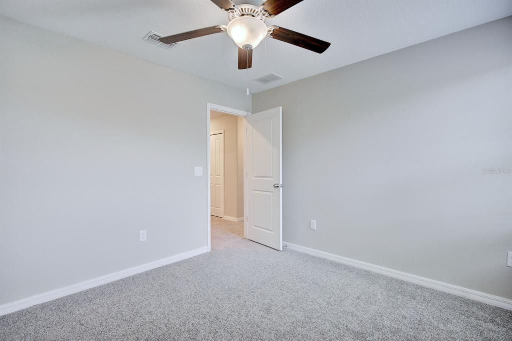 For Sale: $415,000 (6 beds, 3 baths, 3165 Square Feet)