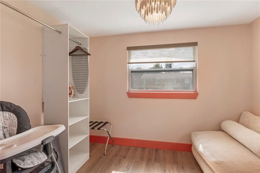 For Sale: $524,900 (3 beds, 2 baths, 1637 Square Feet)