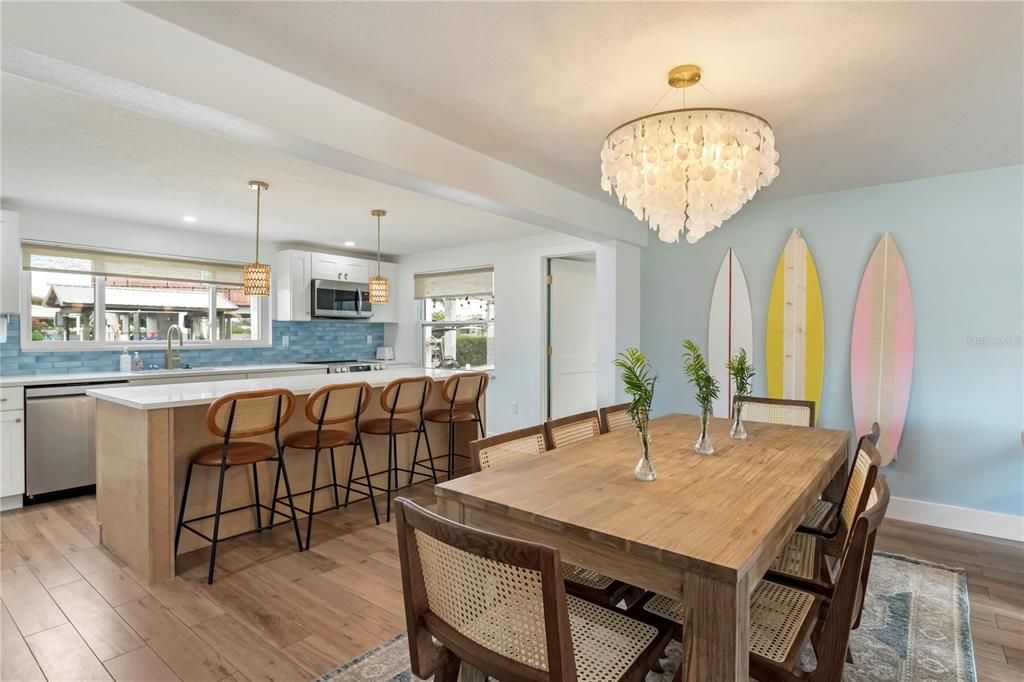 For Sale: $524,900 (3 beds, 2 baths, 1637 Square Feet)