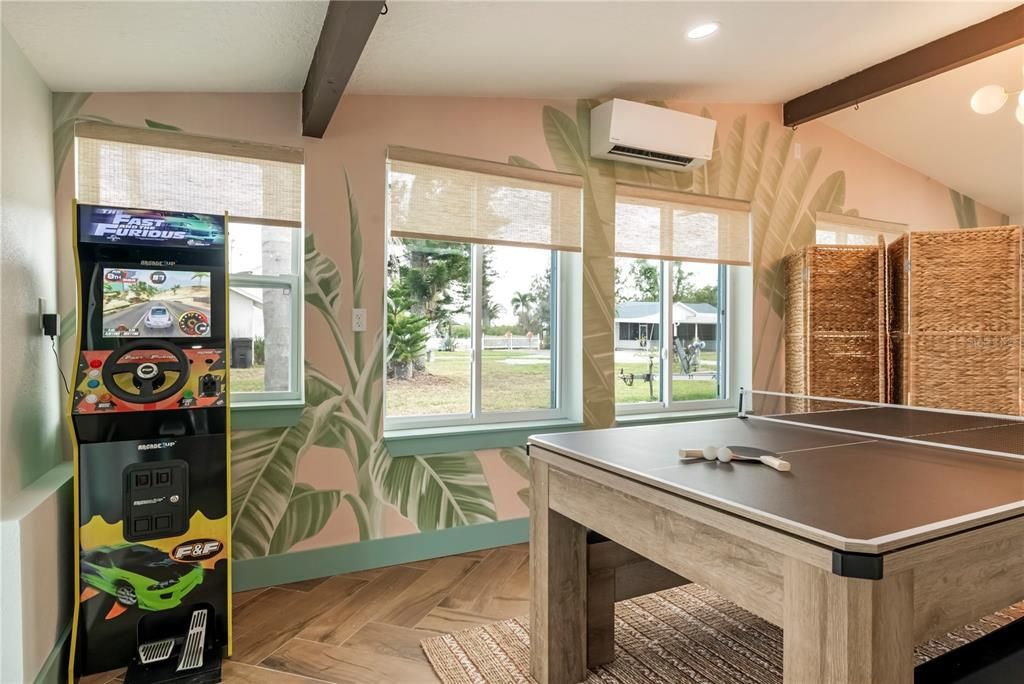 For Sale: $524,900 (3 beds, 2 baths, 1637 Square Feet)
