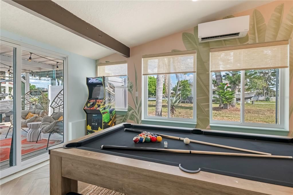 For Sale: $524,900 (3 beds, 2 baths, 1637 Square Feet)