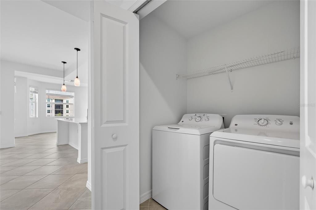 For Sale: $150,000 (2 beds, 2 baths, 1161 Square Feet)