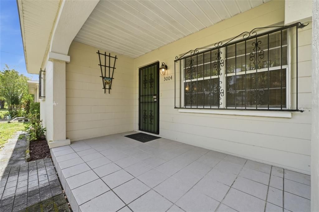 En Venta: $399,999 (2 camas, 1 baños, 1116 Pies cuadrados)