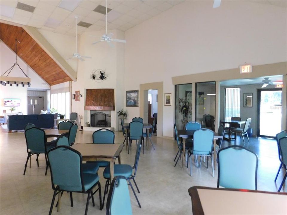 For Sale: $275,000 (2 beds, 2 baths, 1519 Square Feet)