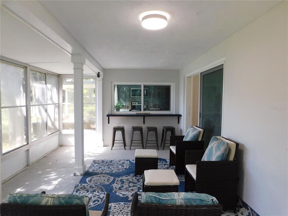 For Sale: $275,000 (2 beds, 2 baths, 1519 Square Feet)