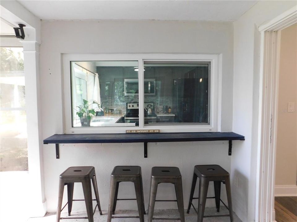 For Sale: $275,000 (2 beds, 2 baths, 1519 Square Feet)