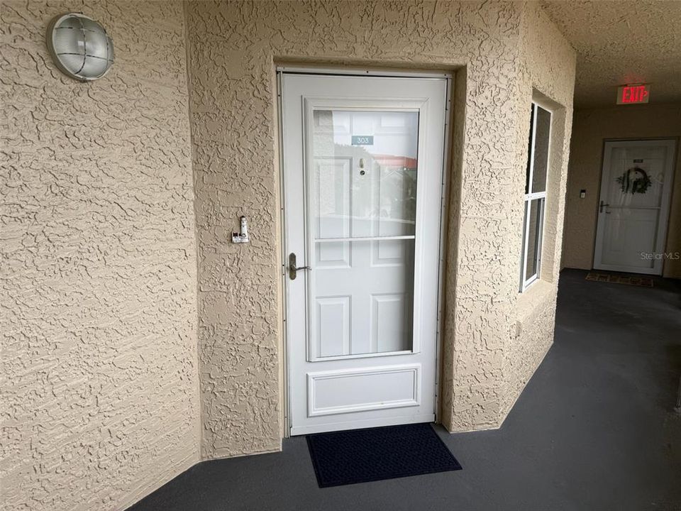 For Rent: $2,900 (2 beds, 2 baths, 1681 Square Feet)