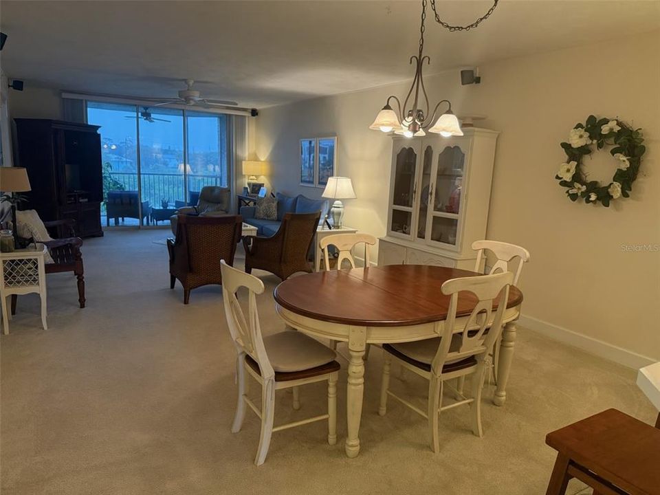For Rent: $2,900 (2 beds, 2 baths, 1681 Square Feet)