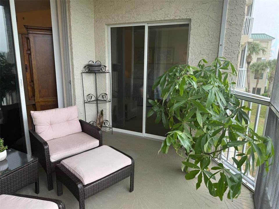 For Rent: $2,900 (2 beds, 2 baths, 1681 Square Feet)
