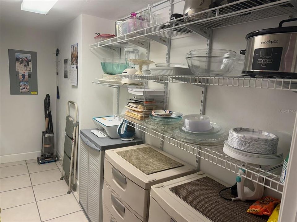 For Rent: $2,900 (2 beds, 2 baths, 1681 Square Feet)