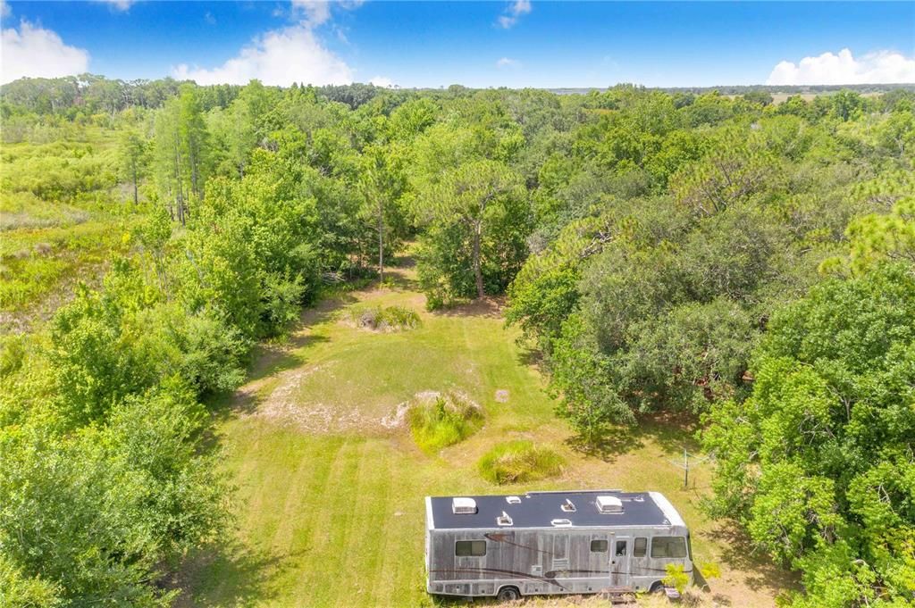 待售: $299,900 (4.93 acres)