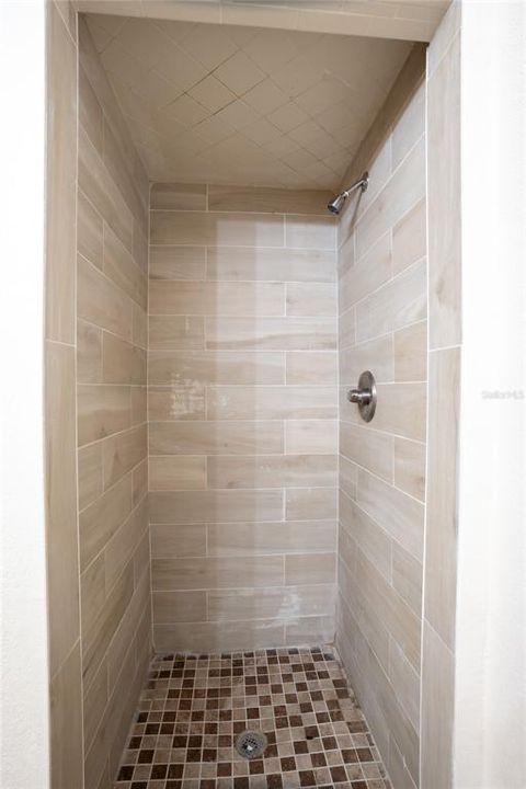 На продажу: $199,900 (3 спален, 2 ванн, 1408 Квадратных фут)
