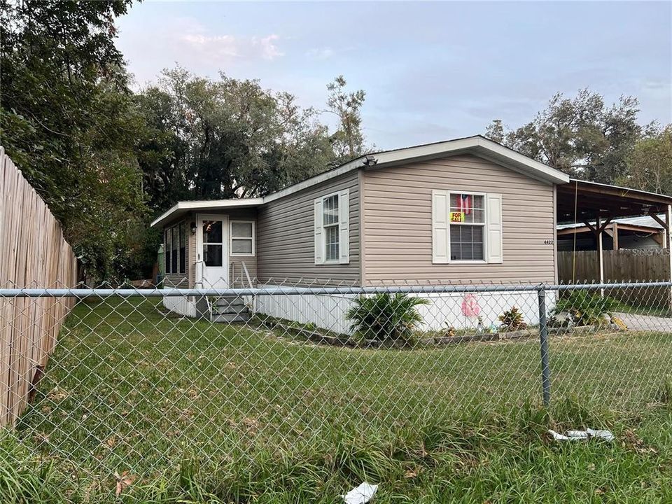 For Sale: $185,000 (2 beds, 2 baths, 1120 Square Feet)