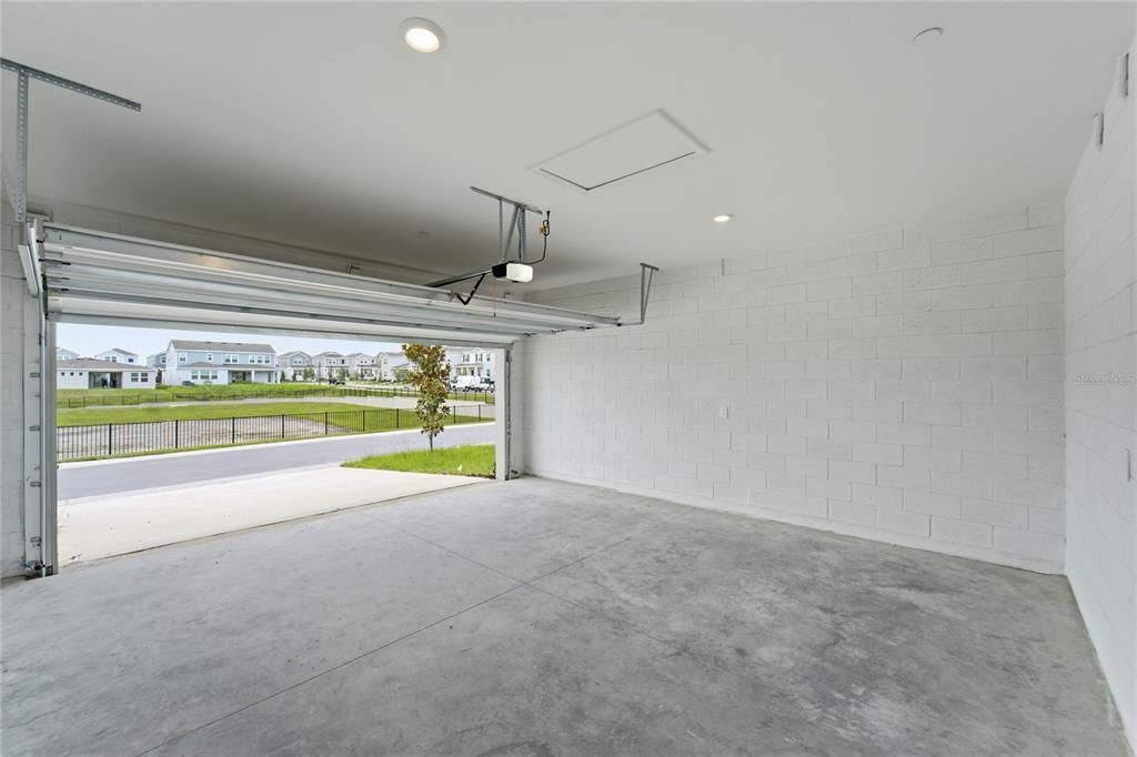 For Rent: $2,490 (4 beds, 2 baths, 2000 Square Feet)