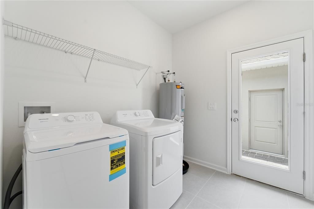For Rent: $2,490 (4 beds, 2 baths, 2000 Square Feet)