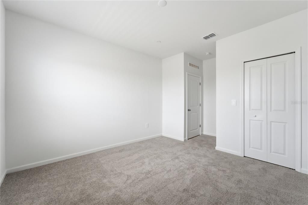 For Rent: $2,490 (4 beds, 2 baths, 2000 Square Feet)