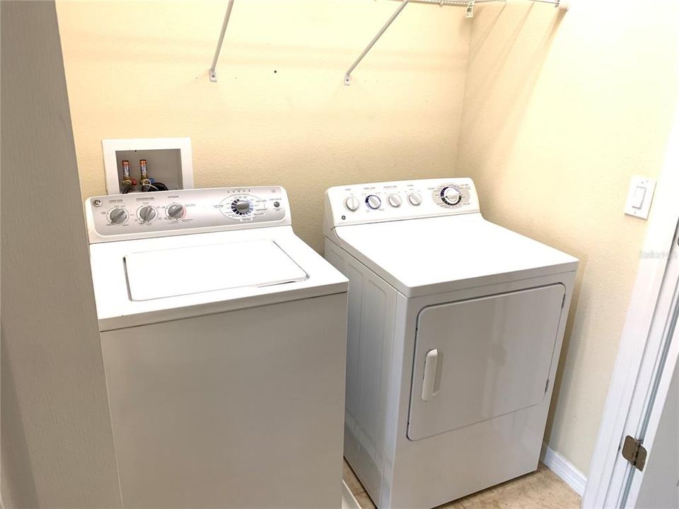 For Rent: $2,600 (4 beds, 3 baths, 2628 Square Feet)