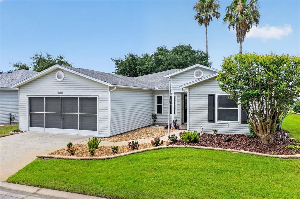 For Sale: $284,900 (3 beds, 2 baths, 1753 Square Feet)