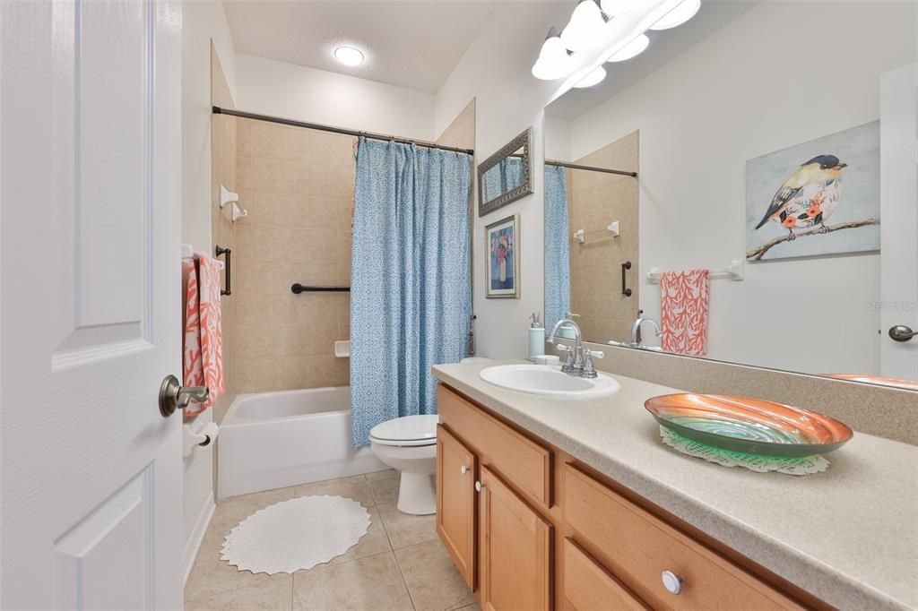 For Sale: $480,000 (3 beds, 2 baths, 2166 Square Feet)