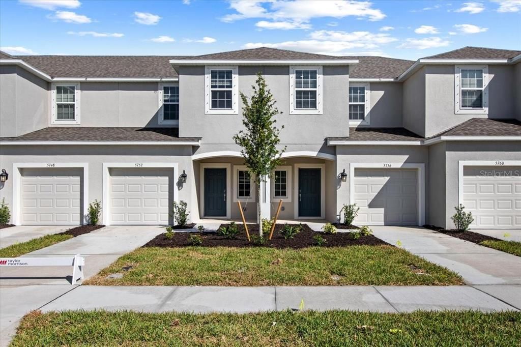 For Rent: $2,300 (3 beds, 2 baths, 1407 Square Feet)