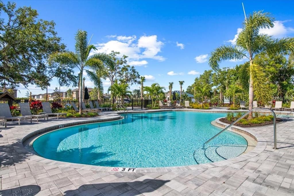 For Rent: $2,300 (3 beds, 2 baths, 1407 Square Feet)