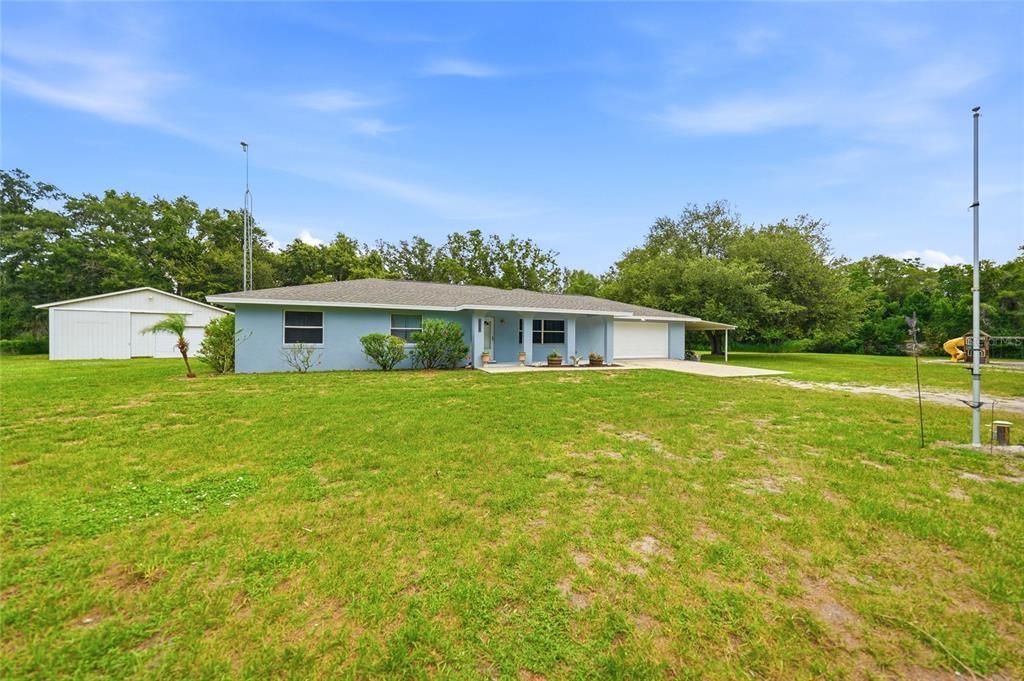 For Sale: $425,000 (3 beds, 2 baths, 1484 Square Feet)