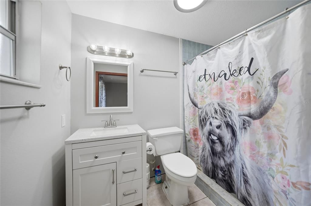 For Sale: $425,000 (3 beds, 2 baths, 1484 Square Feet)