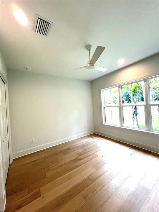 В аренду: $8,900 (4 спален, 3 ванн, 2578 Квадратных фут)