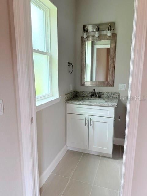 For Rent: $1,650 (3 beds, 2 baths, 1187 Square Feet)