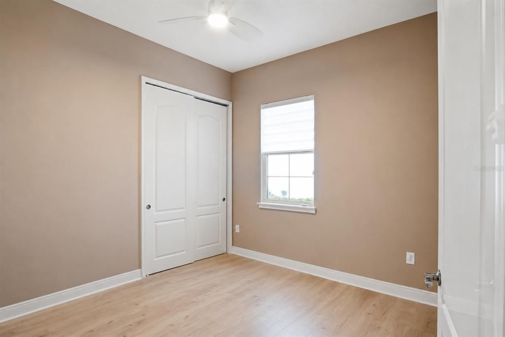 For Sale: $399,000 (3 beds, 2 baths, 1456 Square Feet)