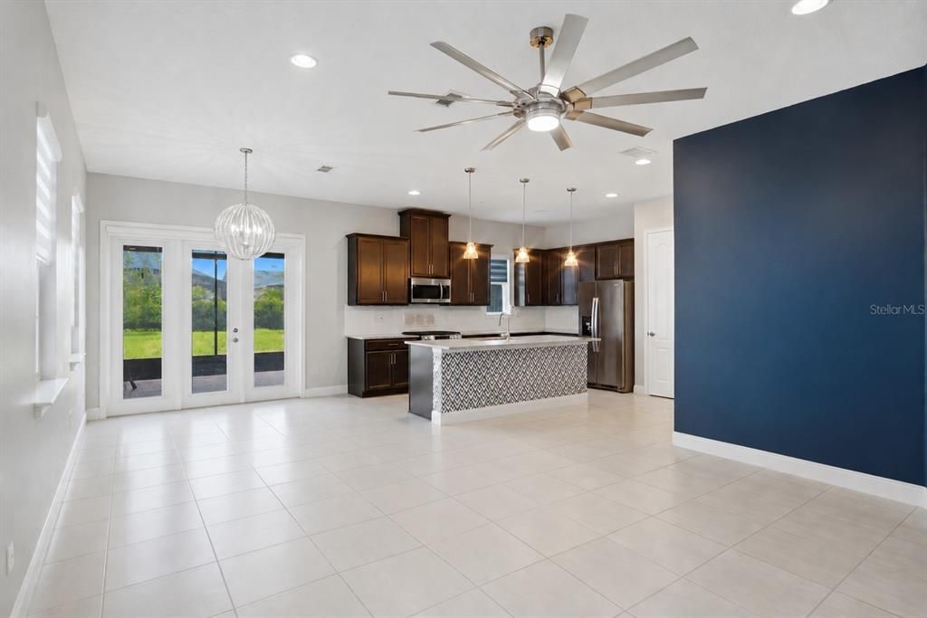 For Sale: $399,000 (3 beds, 2 baths, 1456 Square Feet)