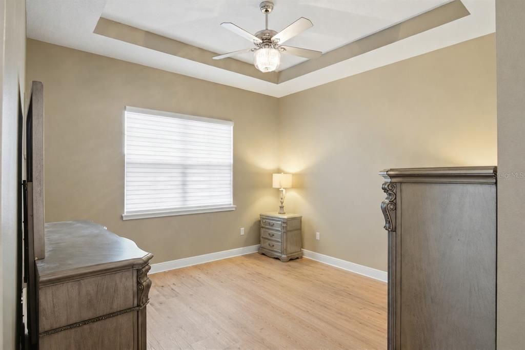 For Sale: $399,000 (3 beds, 2 baths, 1456 Square Feet)