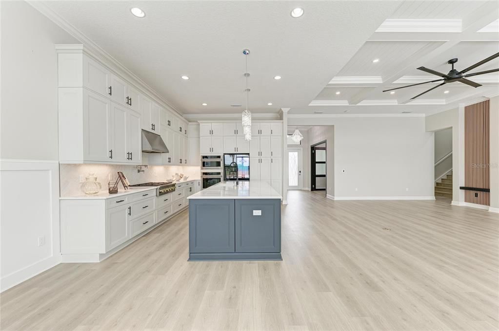 For Sale: $1,699,000 (4 beds, 4 baths, 3579 Square Feet)