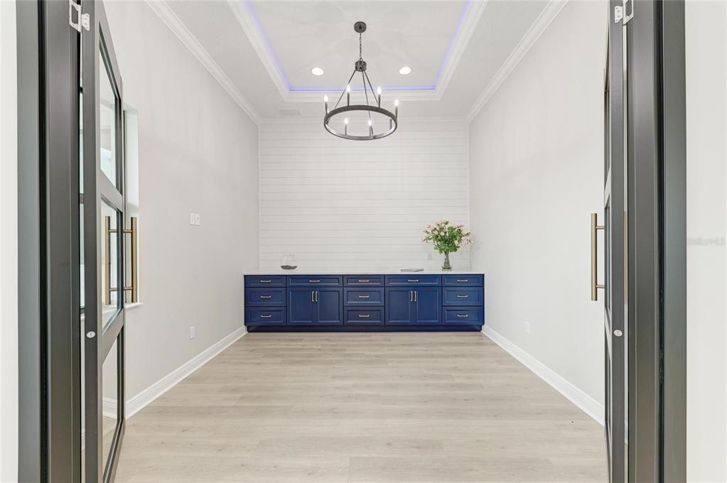 For Sale: $1,699,000 (4 beds, 4 baths, 3579 Square Feet)