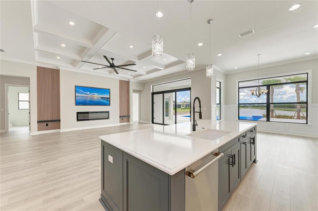 For Sale: $1,699,000 (4 beds, 4 baths, 3579 Square Feet)