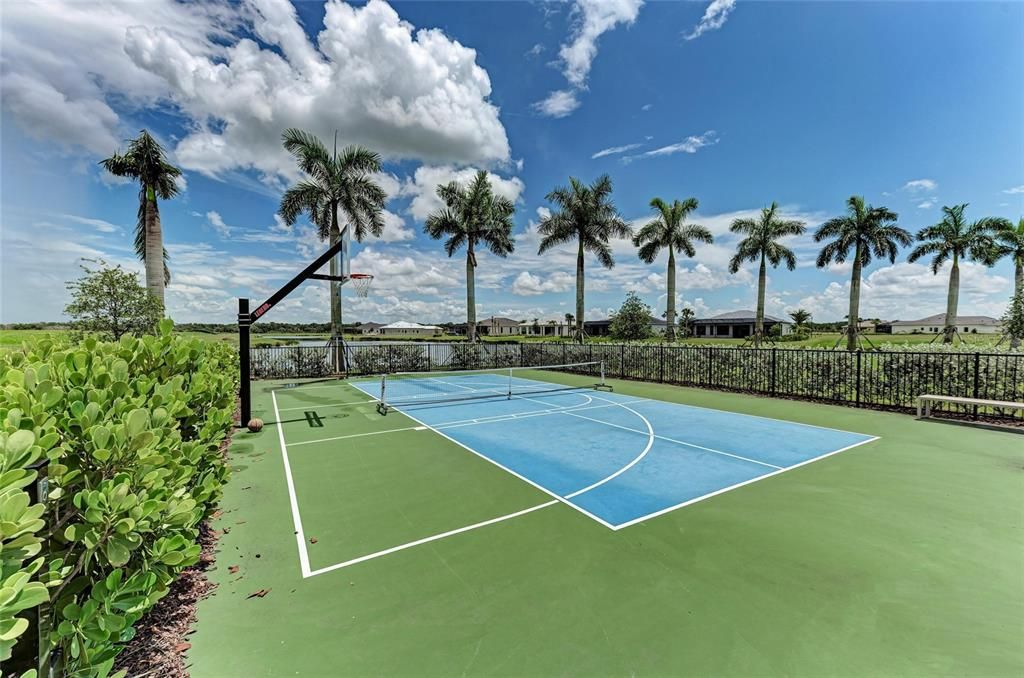 For Sale: $1,699,000 (4 beds, 4 baths, 3579 Square Feet)