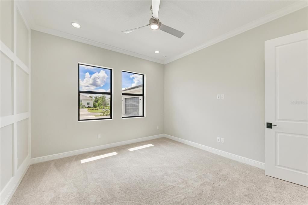 For Sale: $1,699,000 (4 beds, 4 baths, 3579 Square Feet)