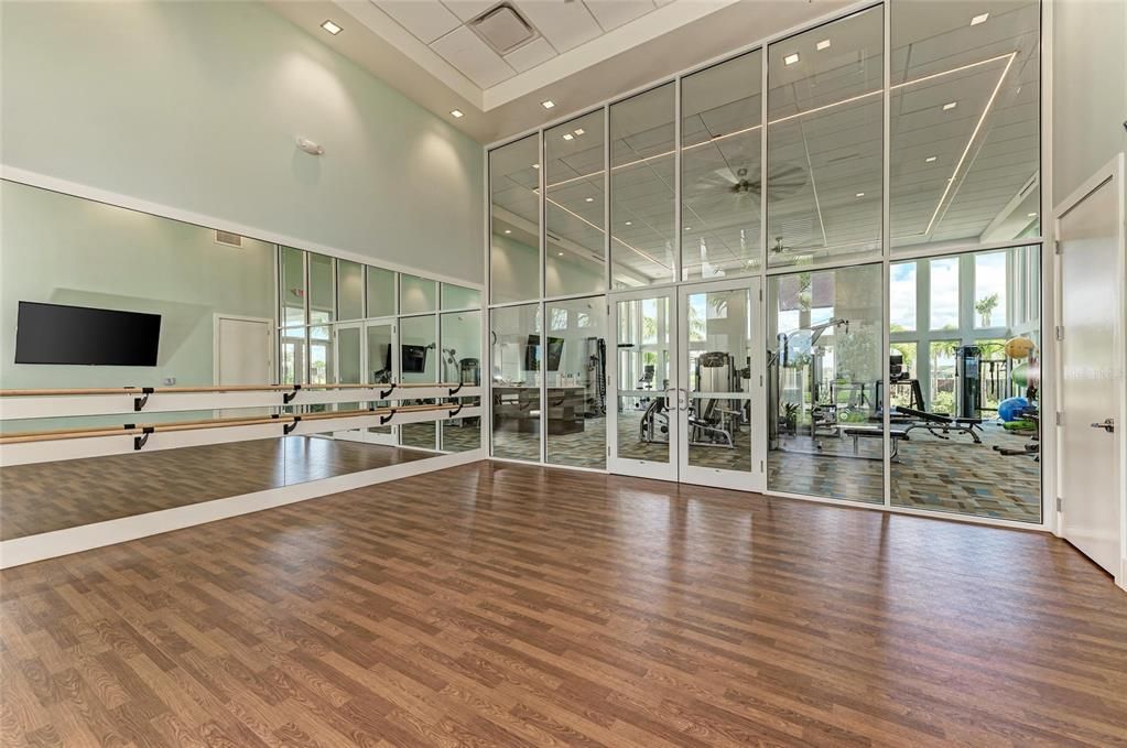 For Sale: $1,699,000 (4 beds, 4 baths, 3579 Square Feet)